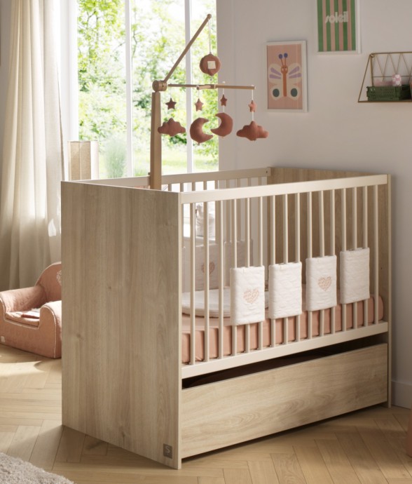 Lit bébé 120x60 à barreaux...