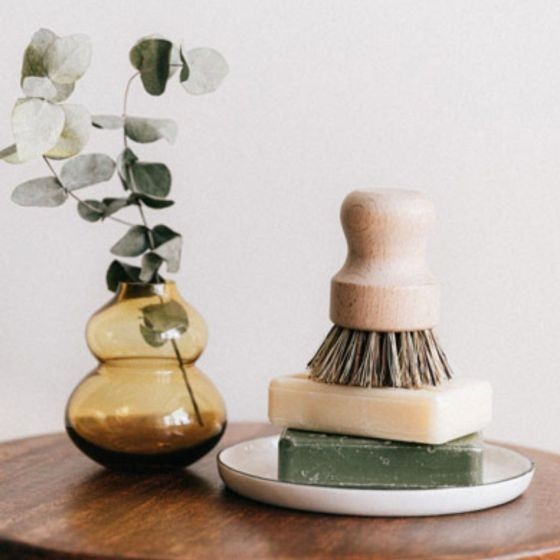 Brosse à casserole en fibre végétale