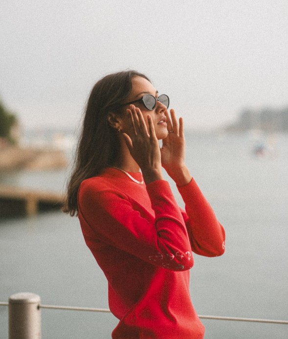 Pull marin uni coudières...