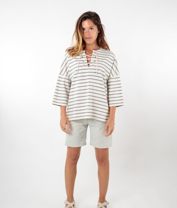 Tunique ample avec laçage...