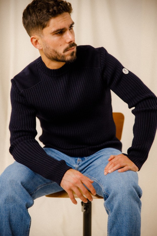 Pull officier Gregor laine vierge