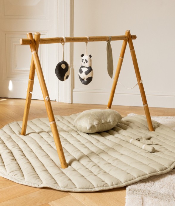 Tapis De Jeu Feuille De...