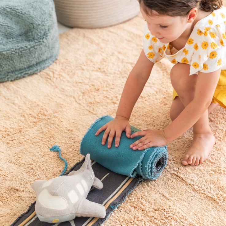 Peluche et tapis de jeu enroulable Ride & Roll en coton