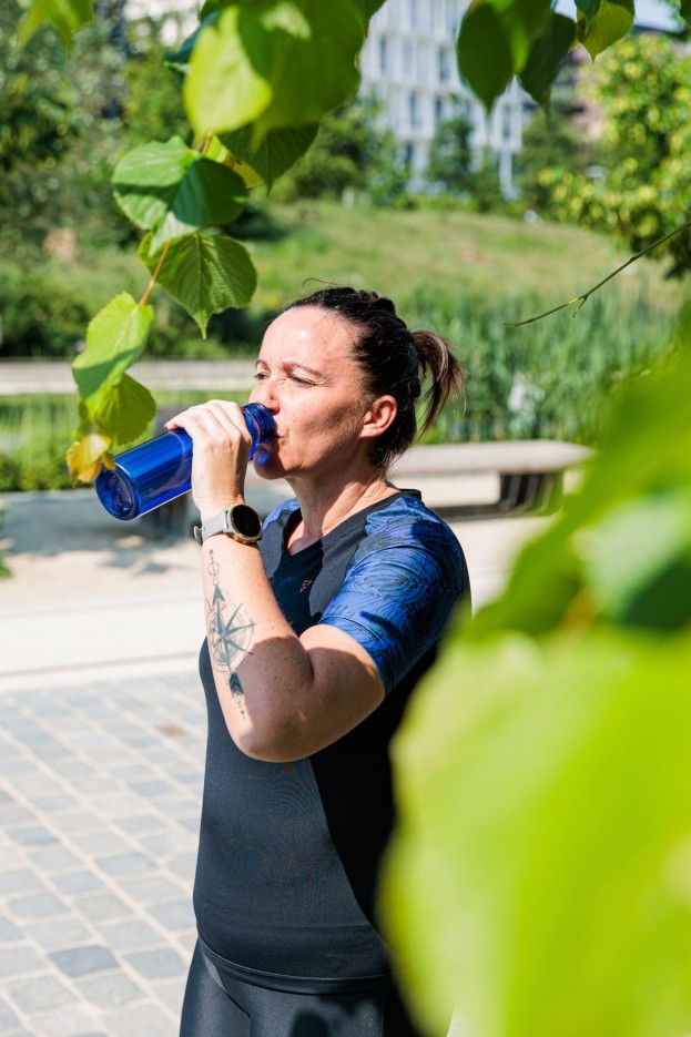 T-shirt sport femme col V Mercure en fibre recyclée