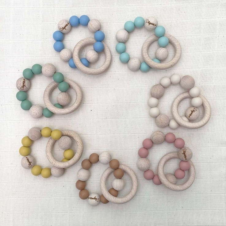 Hochet de dentition en silicone et bois de hêtre naturel