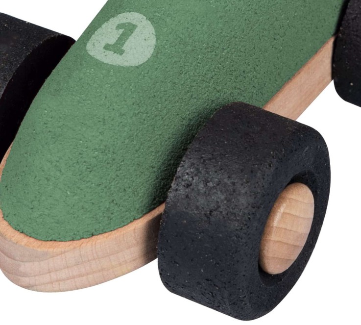 Voiture de course en liège