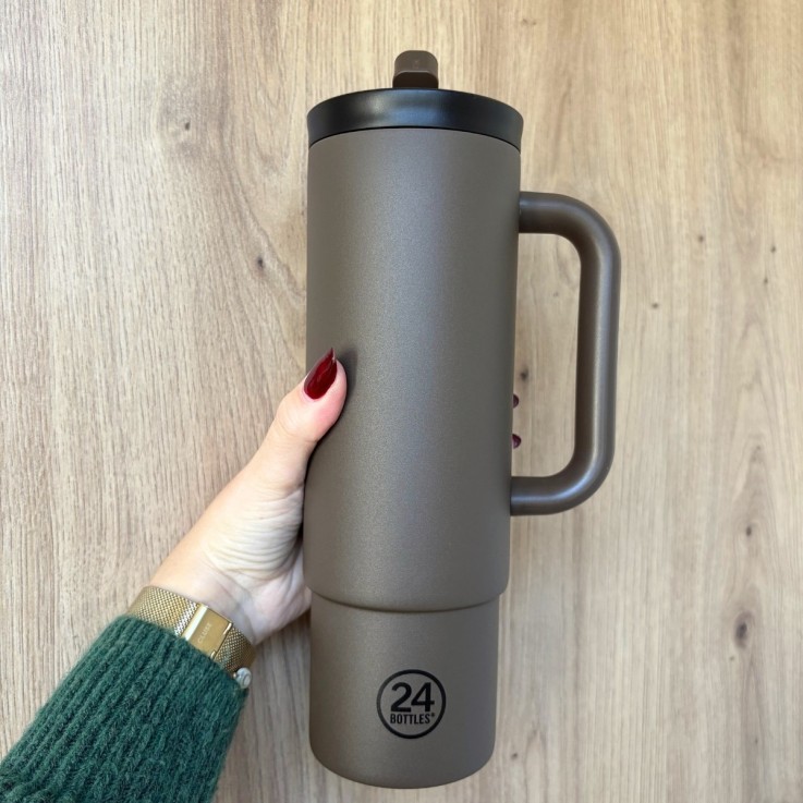 Straw cup isotherme avec poignée Mocha 800 ml - 24 BOTTLES