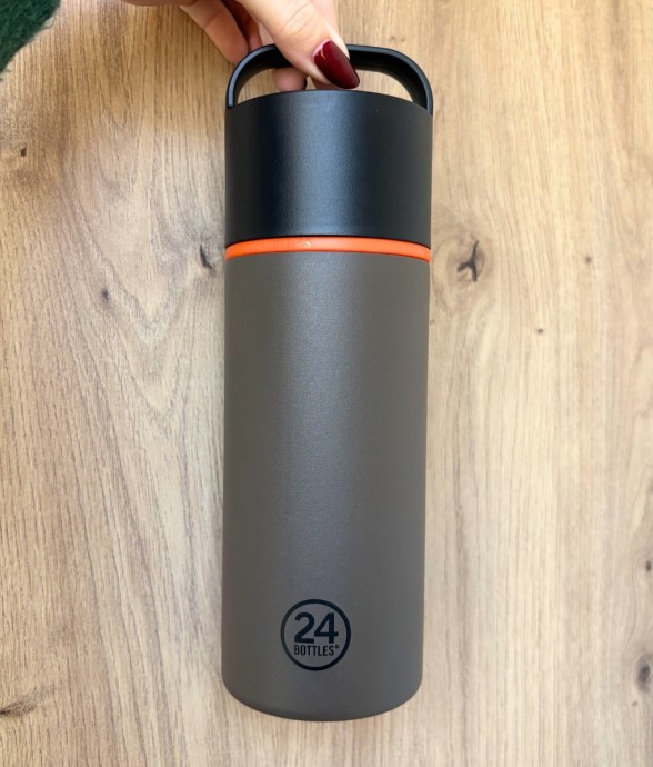 Mug isotherme avec poignée...