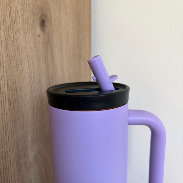 Straw cup isotherme avec poignée Erica 800 ml - 24 BOTTLES