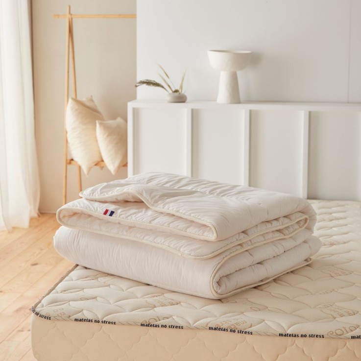 Couette naturelle en laine 4 saisons