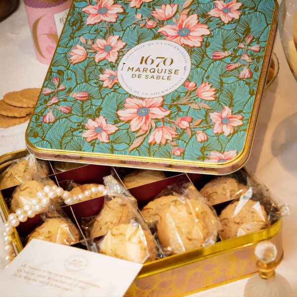Assortiment de sablés de Sarthe - Boîte Féérie Végétale - Le coffret de 400g