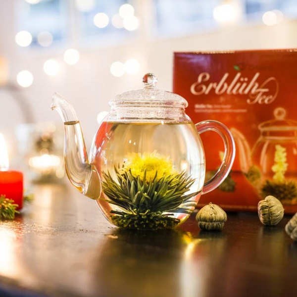 Coffret théière + 6 fleurs de thé blanc